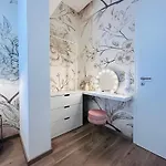 Апартаменти Deine Private Sauna-oase - Infrarot - Bademaentel - Peony 1