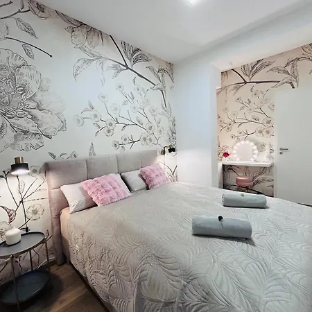 Peony 1 - Mit Sauna Im Herzen Der Kneippstadt Apartment