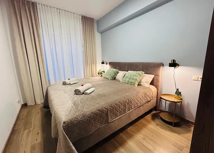 Peony 1 - Stilvolle Sauna-oase Im Herzen Der Stadt Апартаменти *